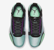 Load image into Gallery viewer, Nike Air Jordan 13 Sneakers
