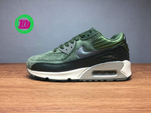 Load image into Gallery viewer, Nike Air Max 90 Sneaker Green