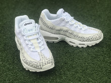 Load image into Gallery viewer, Nike air max 95 "just do it"