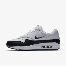 Load image into Gallery viewer, Nike Air Max 87 Sneakers