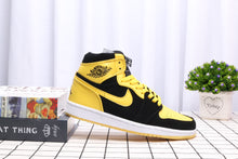 Load image into Gallery viewer, Nike Air Jordan 1OG Bred - Yellow
