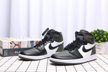 Load image into Gallery viewer, Nike Air Jordan 1OG Bred - Black
