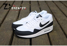 Load image into Gallery viewer, Nike Air Max Sneaker