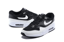 Load image into Gallery viewer, Nike Air Max Sneaker - Black