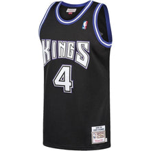 Load image into Gallery viewer, 4-Chris Webber Sacramento Kings 1998-99 Hardwood Classics  - Black