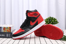 Load image into Gallery viewer, Nike Air Jordan 1OG Bred