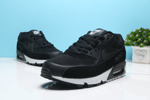 Load image into Gallery viewer, Nike Air Max 90 Essential Sneaker