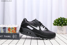 Load image into Gallery viewer, Nike Air Max 90 Sneaker