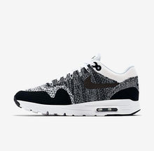 Load image into Gallery viewer, Nike Air Max Sneaker