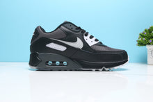 Load image into Gallery viewer, Nike Air Max 90 Sneaker