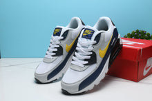 Load image into Gallery viewer, Nike Air Max 90 Sneaker