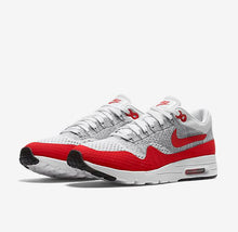 Load image into Gallery viewer, Nike Air Max Sneaker