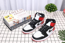 Load image into Gallery viewer, Nike Air Jordan 1OG Bred