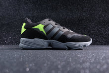 Load image into Gallery viewer, Adidas Clover YUNG-96