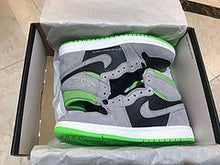 Load image into Gallery viewer, SP 19 Air Jordan 1 High OG Shoes