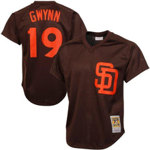 Load image into Gallery viewer, Tony Gwynn San Diego Padres Mitchell &amp; Ness 1982  Jersey - Gold