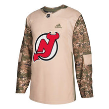 Load image into Gallery viewer, New Jersey Devils adidas Veterans Day Practice Jersey - Camo