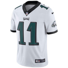 Load image into Gallery viewer, Carson Wentz Philadelphia Eagles Nike Vapor Untouchable Limited Player Jersey - White