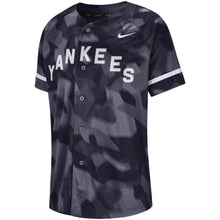 Load image into Gallery viewer, New York Yankees Nike Camo Jersey - Navy